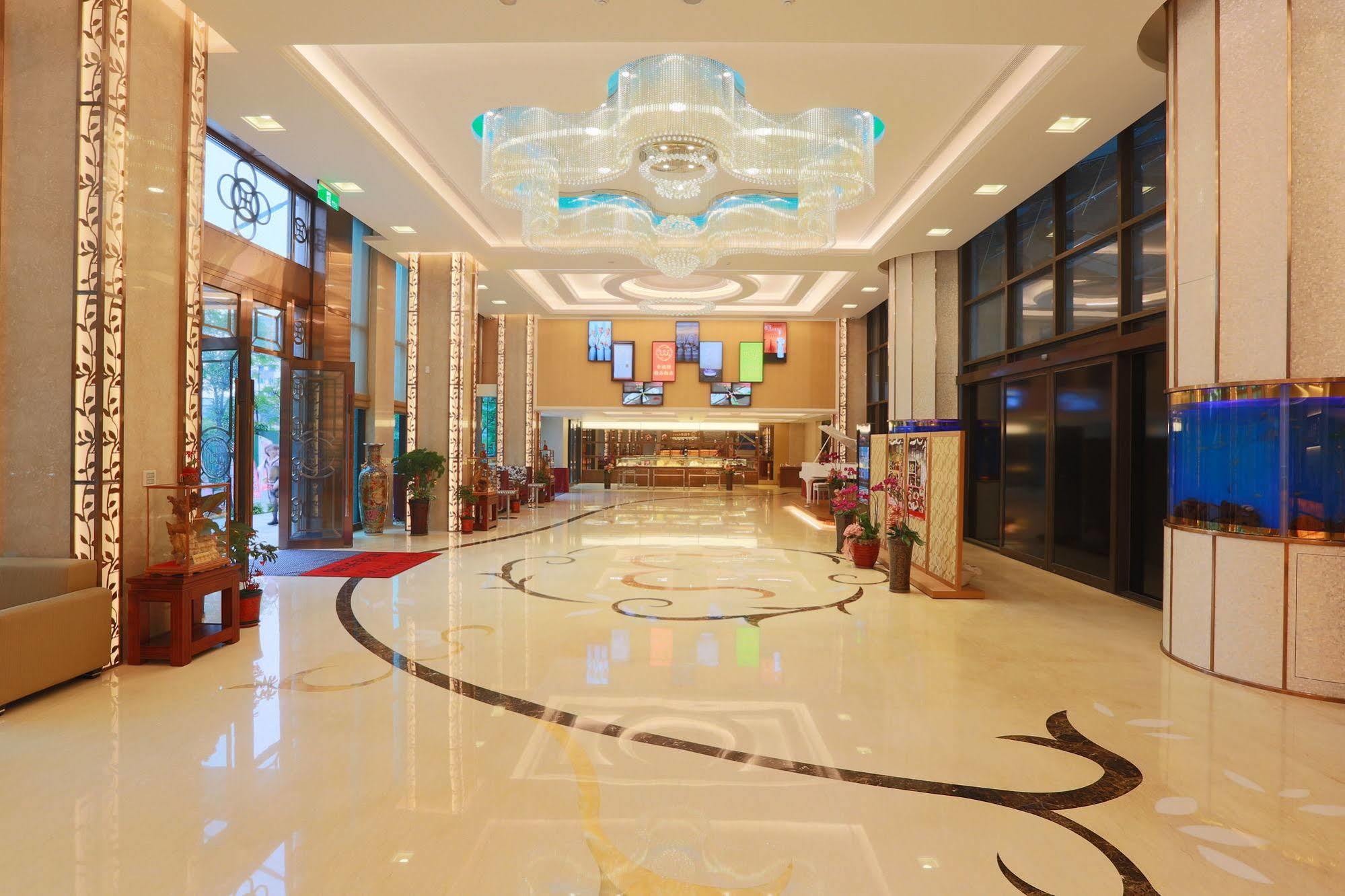 Happiness Inn Hotel Xinzhuang Exterior foto